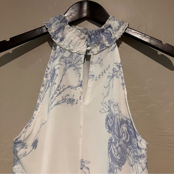 Vero Moda White and Blue Floral Sleeveless Boho Victorian Tank Blouse Size Large - Picture 13 of 14